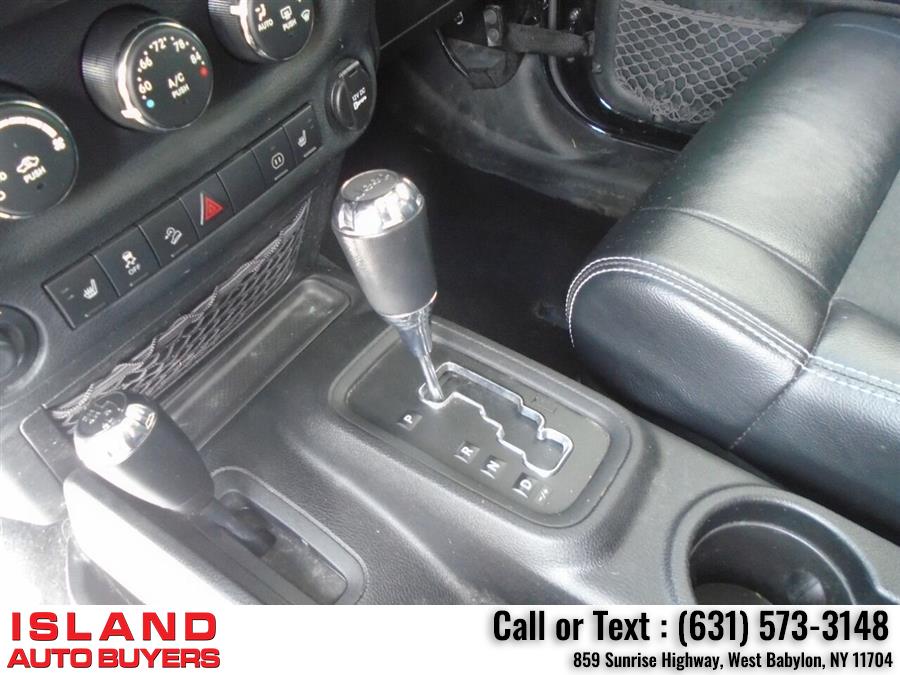 Used Jeep Wrangler Unlimited Call of Duty MW3 4x4 4dr SUV 2012 | Island Auto Buyers. West Babylon, New York Used Jeep Wrangler Unlimited Call of Duty MW3 4x4 4dr SUV 2012 | Island Auto Buyers. West Babylon, New York
