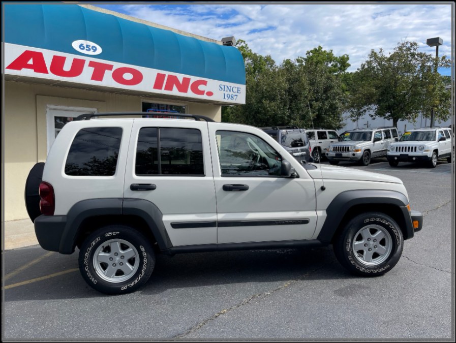 Used Jeep Liberty 4dr Sport 4WD 2006 | My Auto Inc.. Huntington Station, New York Used Jeep Liberty 4dr Sport 4WD 2006 | My Auto Inc.. Huntington Station, New York