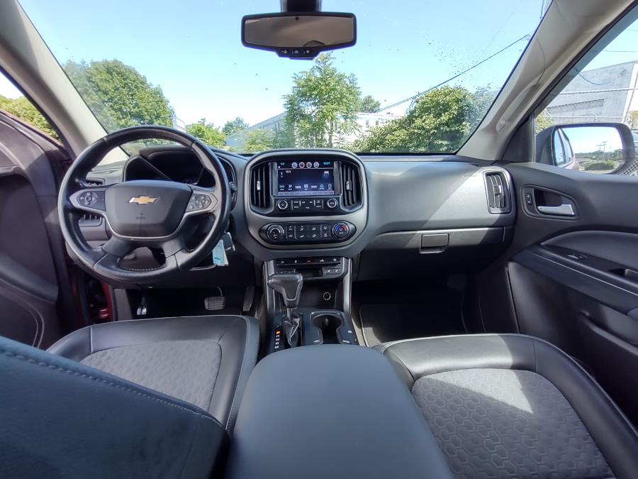 Used Chevrolet Colorado 4WD Crew Cab 128.3" Z71 2016 | Dealertown Auto Wholesalers. Milford, Connecticut Used Chevrolet Colorado 4WD Crew Cab 128.3" Z71 2016 | Dealertown Auto Wholesalers. Milford, Connecticut