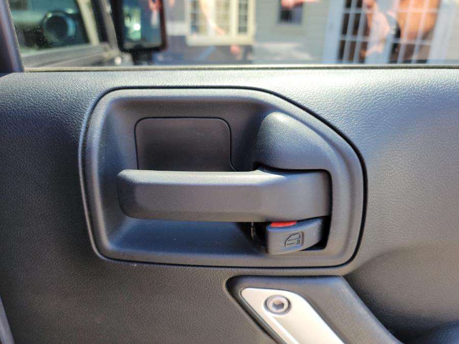 2017 Jeep Wrangler Unlimited Sahara 4x4, available for sale in Philadelphia, Pennsylvania | Eugen's Auto Sales & Repairs. Philadelphia, Pennsylvania 2017 Jeep Wrangler Unlimited Sahara 4x4, available for sale in Philadelphia, Pennsylvania | Eugen's Auto Sales & Repairs. Philadelphia, Pennsylvania