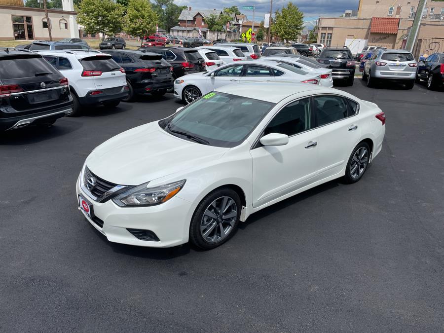 2016 Nissan Altima 4dr Sdn I4 2.5 SR, available for sale in Hartford, Connecticut | Lex Autos LLC. Hartford, Connecticut 2016 Nissan Altima 4dr Sdn I4 2.5 SR, available for sale in Hartford, Connecticut | Lex Autos LLC. Hartford, Connecticut