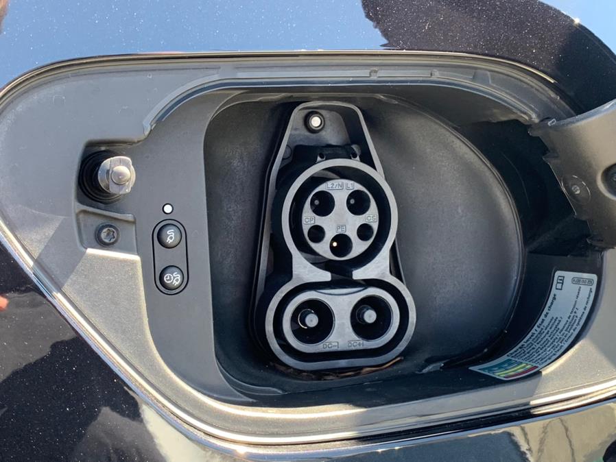 Used Volkswagen e-Golf SE 2019 | Green Light Auto Wholesale. Daly City, California Used Volkswagen e-Golf SE 2019 | Green Light Auto Wholesale. Daly City, California