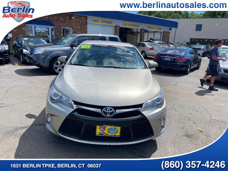 toyota-camry-2016-in-berlin-new-britain-middletown-meriden-ct