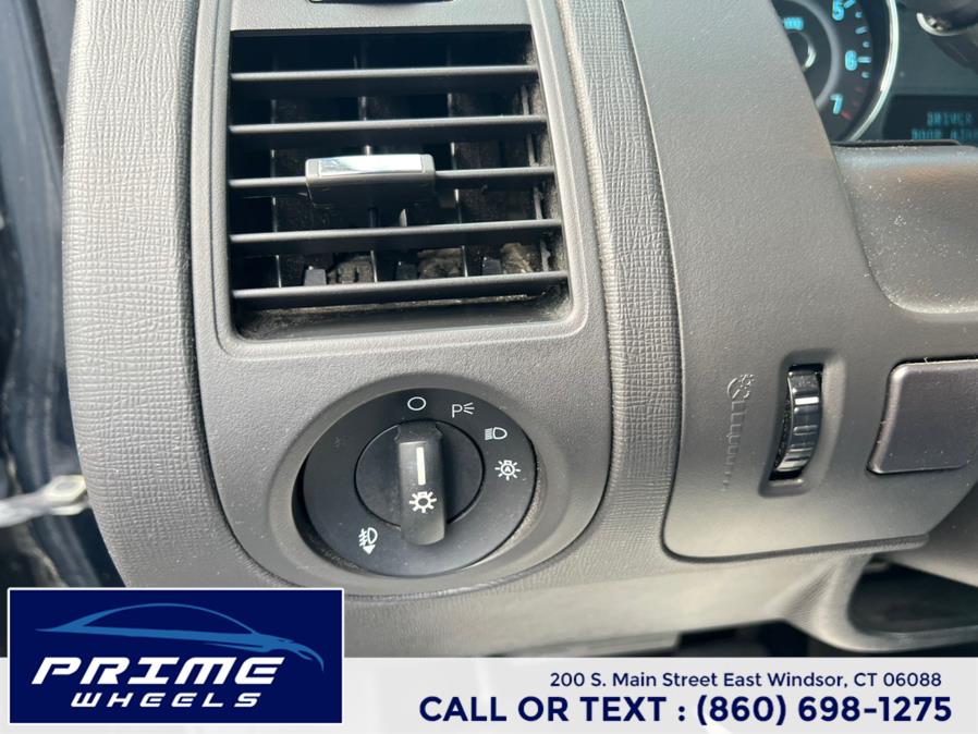 2009 Ford Flex 4dr SE FWD, available for sale in East Windsor, Connecticut | Prime Wheels. East Windsor, Connecticut 2009 Ford Flex 4dr SE FWD, available for sale in East Windsor, Connecticut | Prime Wheels. East Windsor, Connecticut