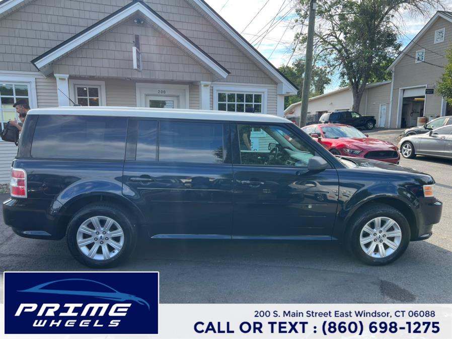 2009 Ford Flex 4dr SE FWD, available for sale in East Windsor, Connecticut | Prime Wheels. East Windsor, Connecticut 2009 Ford Flex 4dr SE FWD, available for sale in East Windsor, Connecticut | Prime Wheels. East Windsor, Connecticut