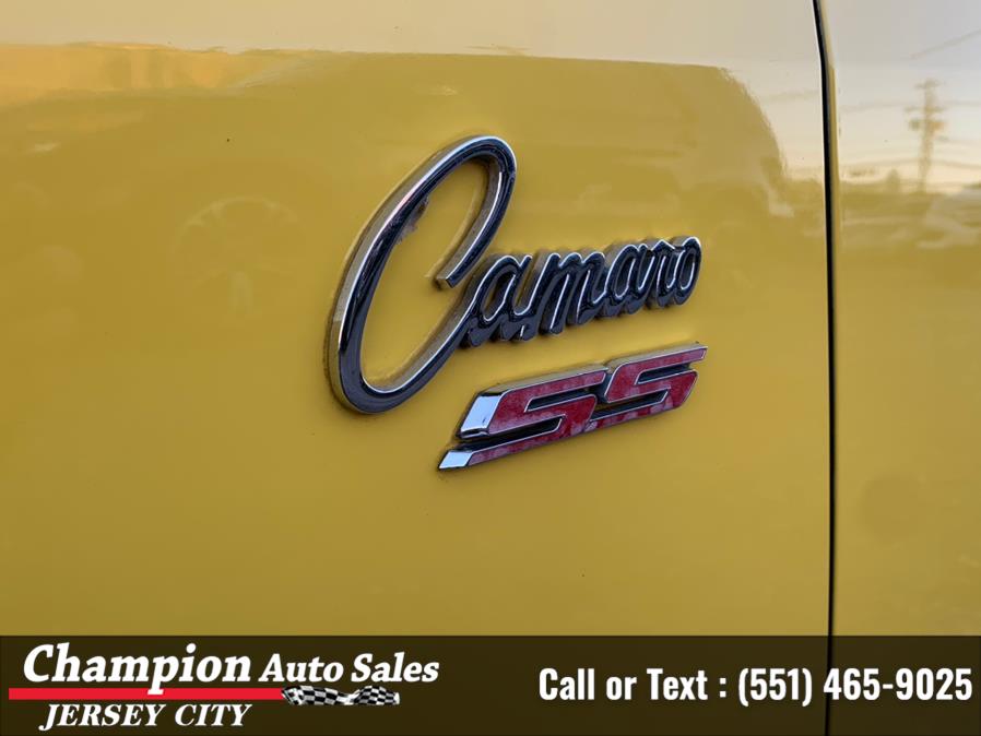 2015 Chevrolet Camaro 2dr Cpe SS w/2SS, available for sale in Jersey City, New Jersey | Champion Auto Sales. Jersey City, New Jersey 2015 Chevrolet Camaro 2dr Cpe SS w/2SS, available for sale in Jersey City, New Jersey | Champion Auto Sales. Jersey City, New Jersey