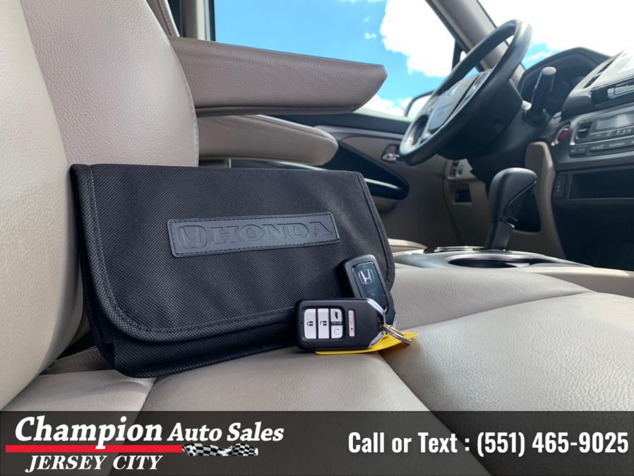 Used Honda Pilot EX-L AWD 2018 | Champion Auto Sales of JC. Jersey City, New Jersey Used Honda Pilot EX-L AWD 2018 | Champion Auto Sales of JC. Jersey City, New Jersey