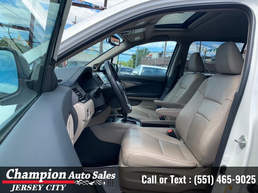 Used Honda Pilot EX-L AWD 2018 | Champion Auto Sales of JC. Jersey City, New Jersey Used Honda Pilot EX-L AWD 2018 | Champion Auto Sales of JC. Jersey City, New Jersey