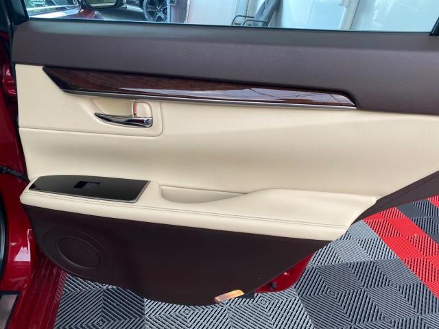 Used Lexus Es ES 350 2017 | Queens Auto Mall. Richmond Hill, New York Used Lexus Es ES 350 2017 | Queens Auto Mall. Richmond Hill, New York