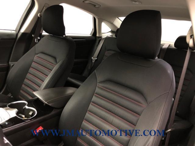 2014 Ford Fusion 4dr Sdn SE FWD, available for sale in Naugatuck, Connecticut | J&M Automotive Sls&Svc LLC. Naugatuck, Connecticut 2014 Ford Fusion 4dr Sdn SE FWD, available for sale in Naugatuck, Connecticut | J&M Automotive Sls&Svc LLC. Naugatuck, Connecticut