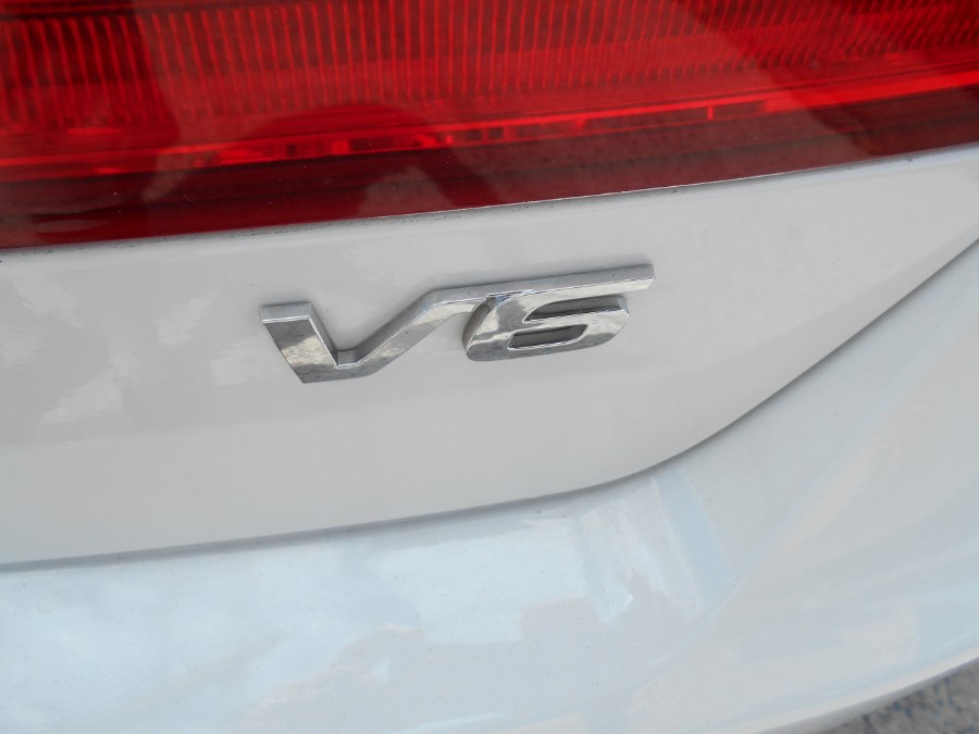 2013 Honda Accord Sdn 4dr V6 Auto EX-L w/Navi, available for sale in Jamaica, New York | Auto Field Corp. Jamaica, New York 2013 Honda Accord Sdn 4dr V6 Auto EX-L w/Navi, available for sale in Jamaica, New York | Auto Field Corp. Jamaica, New York