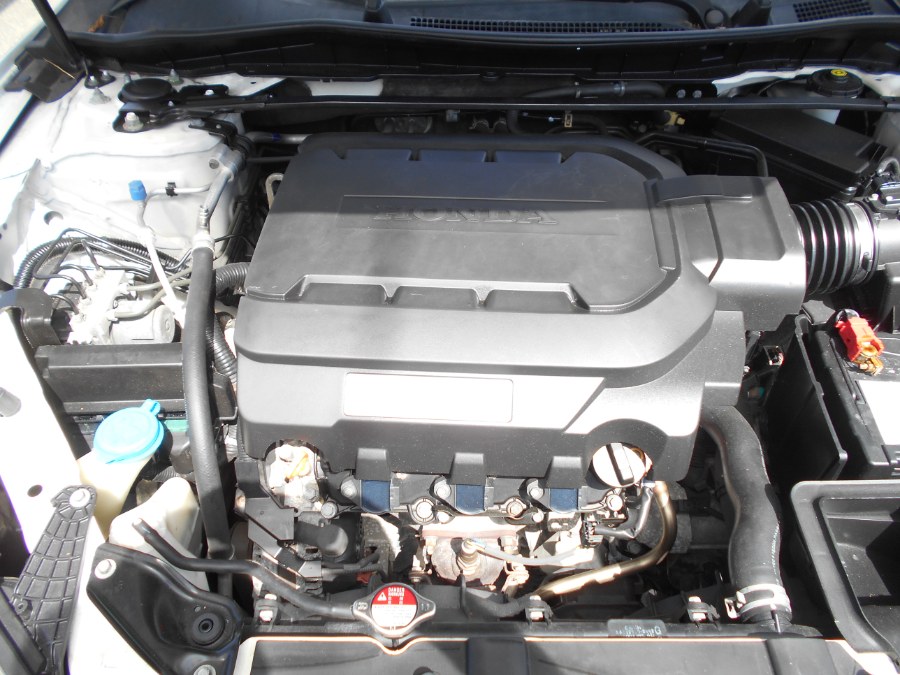 2013 Honda Accord Sdn 4dr V6 Auto EX-L w/Navi, available for sale in Jamaica, New York | Auto Field Corp. Jamaica, New York 2013 Honda Accord Sdn 4dr V6 Auto EX-L w/Navi, available for sale in Jamaica, New York | Auto Field Corp. Jamaica, New York