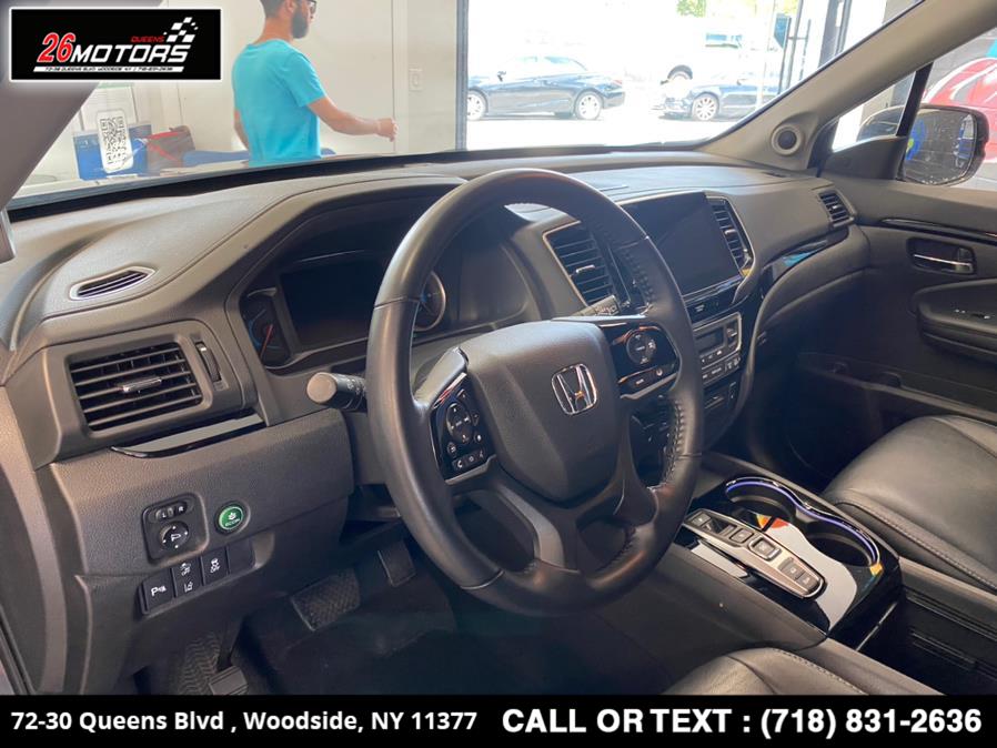 Used Honda Pilot Touring 7-Passenger AWD 2020 | 26 Motors Queens. Woodside, New York Used Honda Pilot Touring 7-Passenger AWD 2020 | 26 Motors Queens. Woodside, New York