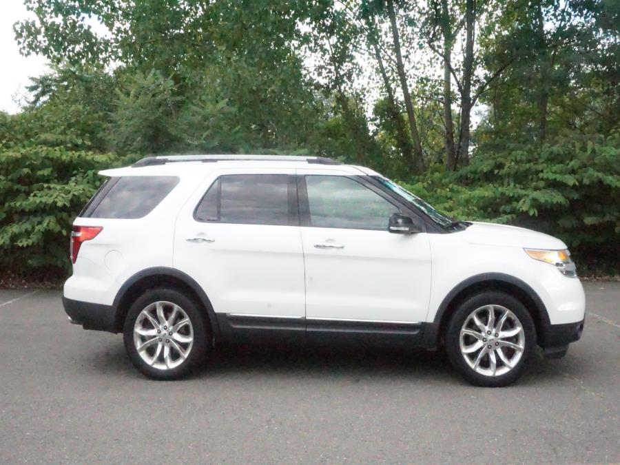 2014 Ford Explorer 4WD 4dr XLT, available for sale in New Britain, Connecticut | Supreme Automotive. New Britain, Connecticut 2014 Ford Explorer 4WD 4dr XLT, available for sale in New Britain, Connecticut | Supreme Automotive. New Britain, Connecticut