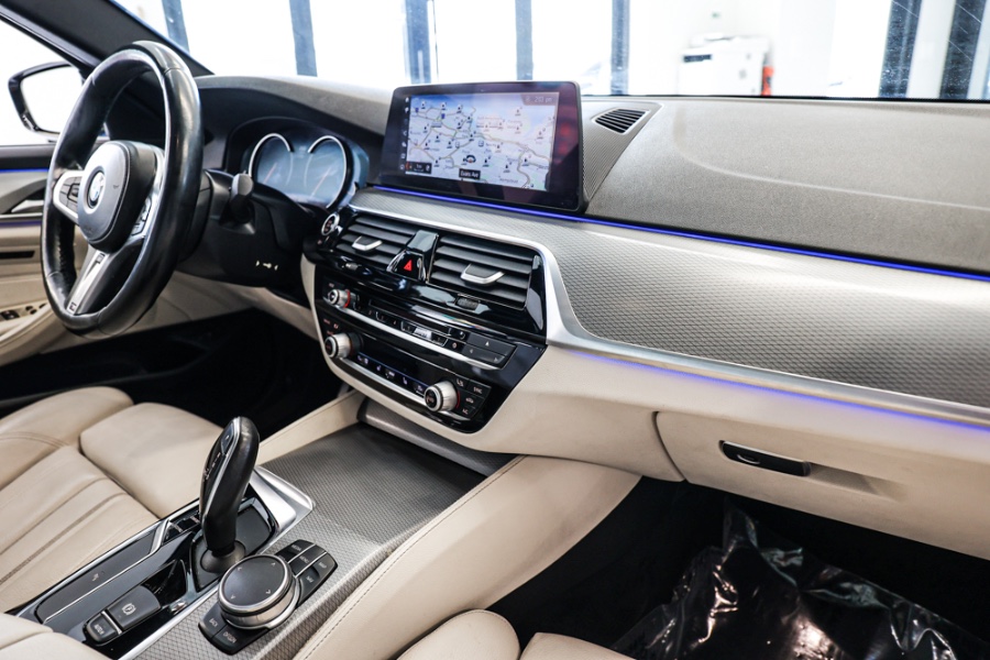 Used BMW 5 Series 530i xDrive Sedan 2018 | 26 Motors Long Island. ELMONT, New York Used BMW 5 Series 530i xDrive Sedan 2018 | 26 Motors Long Island. ELMONT, New York