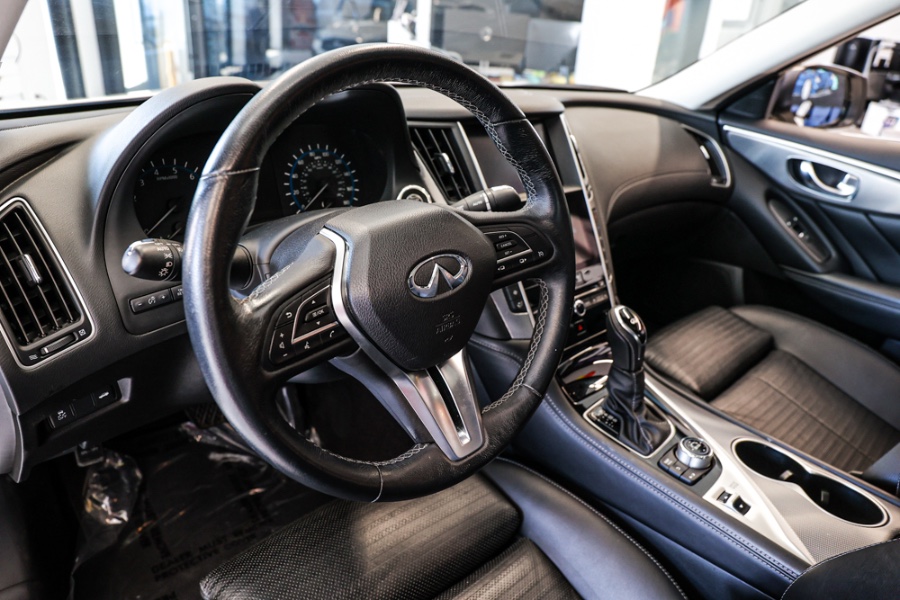 Used INFINITI Q50 3.0t LUXE AWD 2018 | 26 Motors Long Island. ELMONT, New York Used INFINITI Q50 3.0t LUXE AWD 2018 | 26 Motors Long Island. ELMONT, New York