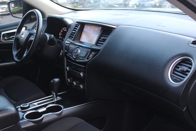 2018 Nissan Pathfinder SV, available for sale in Elmont, New York | NY Luxury Motors. Elmont, New York 2018 Nissan Pathfinder SV, available for sale in Elmont, New York | NY Luxury Motors. Elmont, New York