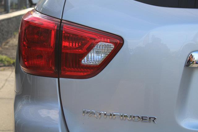 2018 Nissan Pathfinder SV, available for sale in Elmont, New York | NY Luxury Motors. Elmont, New York 2018 Nissan Pathfinder SV, available for sale in Elmont, New York | NY Luxury Motors. Elmont, New York