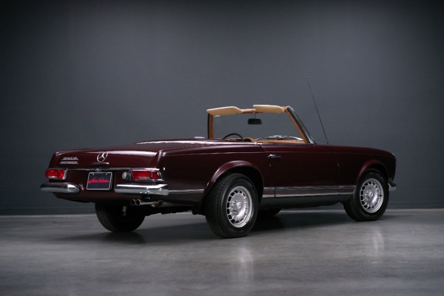 Used Mercedes-Benz 250 SL 2 Door Convertible 1967 | Meccanic Shop North Inc. North Salem, New York Used Mercedes-Benz 250 SL 2 Door Convertible 1967 | Meccanic Shop North Inc. North Salem, New York