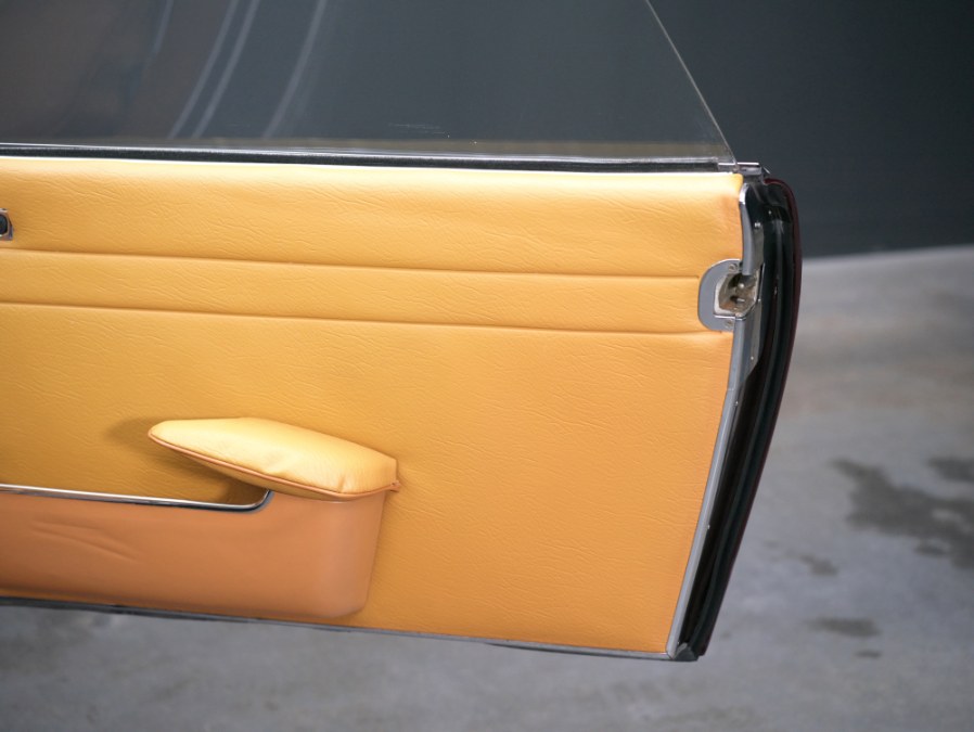 Used Mercedes-Benz 250 SL 2 Door Convertible 1967 | Meccanic Shop North Inc. North Salem, New York Used Mercedes-Benz 250 SL 2 Door Convertible 1967 | Meccanic Shop North Inc. North Salem, New York