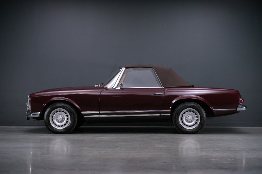 Used Mercedes-Benz 250 SL 2 Door Convertible 1967 | Meccanic Shop North Inc. North Salem, New York Used Mercedes-Benz 250 SL 2 Door Convertible 1967 | Meccanic Shop North Inc. North Salem, New York