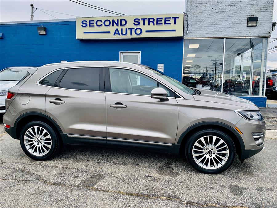 Used Lincoln MKC Reserve AWD 2017 | Second Street Auto Sales Inc. Manchester, New Hampshire