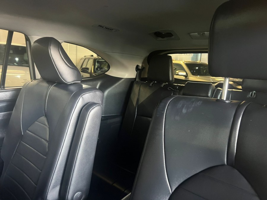 Used Toyota Highlander XLE FWD (Natl) 2020 | Inman Motors Sales. Medford, Massachusetts Used Toyota Highlander XLE FWD (Natl) 2020 | Inman Motors Sales. Medford, Massachusetts