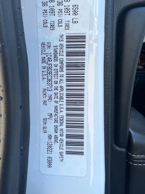 2014 Jeep Grand Cherokee 4WD 4dr Limited, available for sale in Methuen, Massachusetts | Danny's Auto Sales. Methuen, Massachusetts 2014 Jeep Grand Cherokee 4WD 4dr Limited, available for sale in Methuen, Massachusetts | Danny's Auto Sales. Methuen, Massachusetts