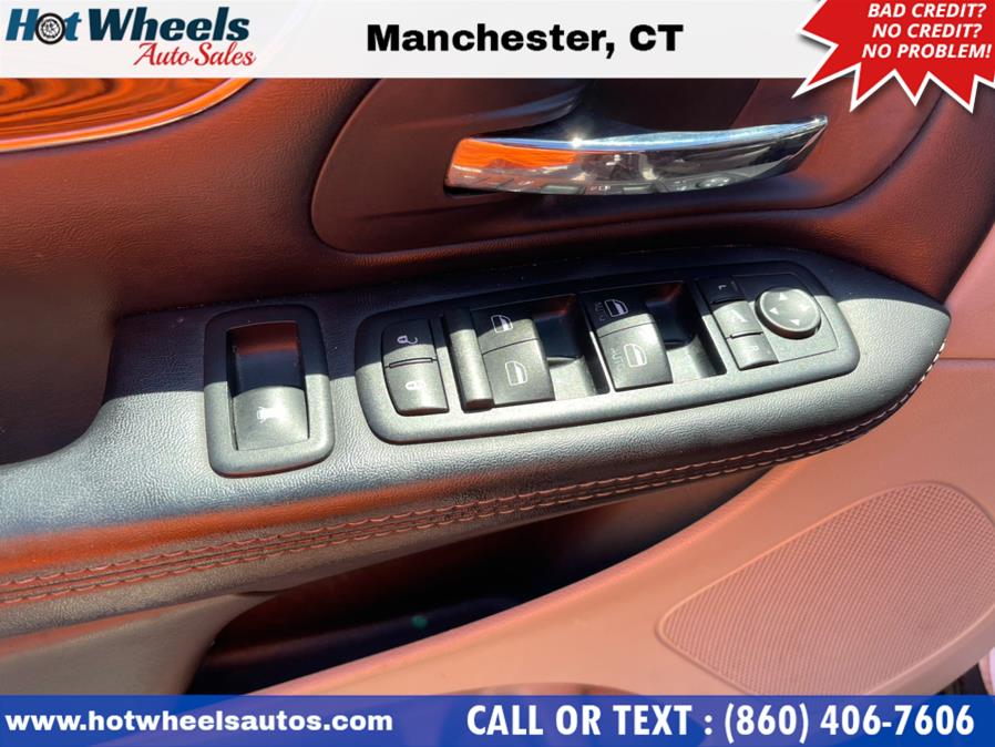 Used Chrysler Town & Country 4dr Wgn Limited 2016 | Hot Wheels Auto Sales LLC. Manchester, Connecticut Used Chrysler Town & Country 4dr Wgn Limited 2016 | Hot Wheels Auto Sales LLC. Manchester, Connecticut