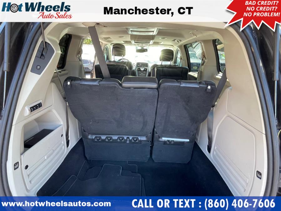 Used Chrysler Town & Country 4dr Wgn Limited 2016 | Hot Wheels Auto Sales LLC. Manchester, Connecticut Used Chrysler Town & Country 4dr Wgn Limited 2016 | Hot Wheels Auto Sales LLC. Manchester, Connecticut
