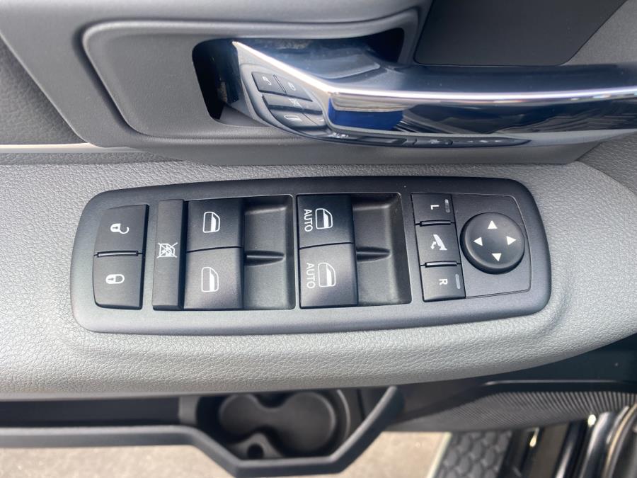 Used Ram 1500 Big Horn 4x4 Crew Cab 6''4" Box 2018 | Saybrook Auto Barn. Old Saybrook, Connecticut Used Ram 1500 Big Horn 4x4 Crew Cab 6''4" Box 2018 | Saybrook Auto Barn. Old Saybrook, Connecticut