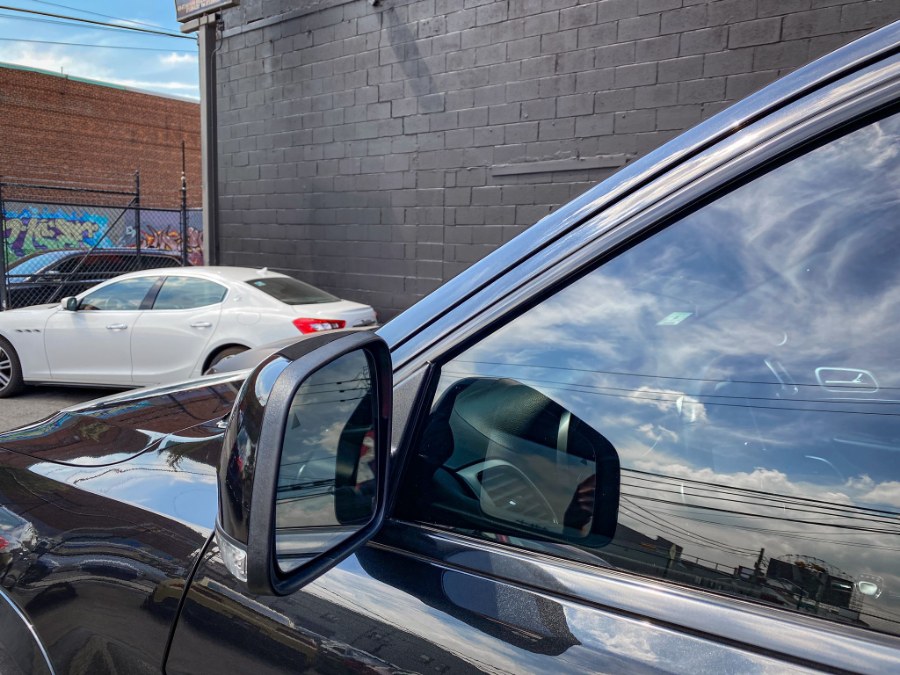 Used Jeep Grand Cherokee 4WD 4dr Overland 2015 | RT Auto Center LLC. Newark, New Jersey Used Jeep Grand Cherokee 4WD 4dr Overland 2015 | RT Auto Center LLC. Newark, New Jersey