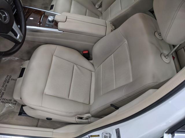 Used Mercedes-benz e 350 Luxury 4MATIC w/ Navi & rearCam 2014 | Car Revolution. Maple Shade, New Jersey Used Mercedes-benz e 350 Luxury 4MATIC w/ Navi & rearCam 2014 | Car Revolution. Maple Shade, New Jersey