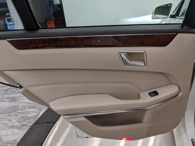 Used Mercedes-benz e 350 Luxury 4MATIC w/ Navi & rearCam 2014 | Car Revolution. Maple Shade, New Jersey Used Mercedes-benz e 350 Luxury 4MATIC w/ Navi & rearCam 2014 | Car Revolution. Maple Shade, New Jersey