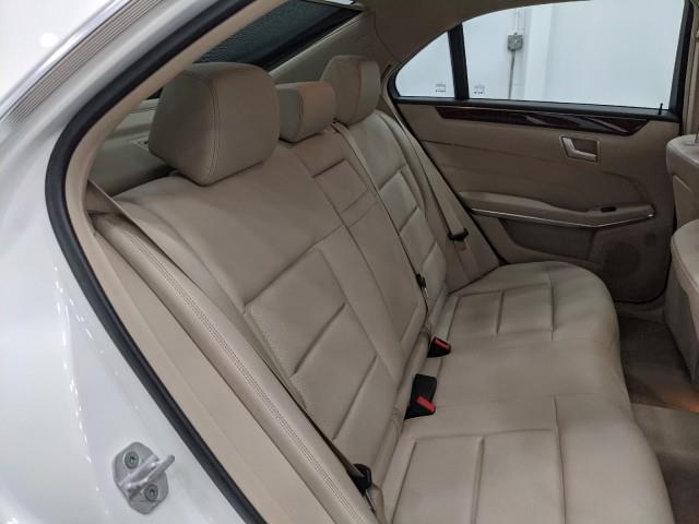 Used Mercedes-benz e 350 Luxury 4MATIC w/ Navi & rearCam 2014 | Car Revolution. Maple Shade, New Jersey Used Mercedes-benz e 350 Luxury 4MATIC w/ Navi & rearCam 2014 | Car Revolution. Maple Shade, New Jersey