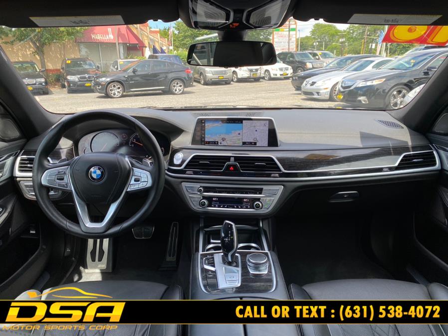 2018 BMW 7-Series 750i xDrive Sedan photo