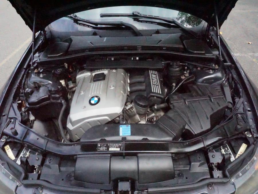 2006 BMW 3 Series 330i 4dr Sdn RWD, available for sale in New Britain, Connecticut | Supreme Automotive. New Britain, Connecticut 2006 BMW 3 Series 330i 4dr Sdn RWD, available for sale in New Britain, Connecticut | Supreme Automotive. New Britain, Connecticut