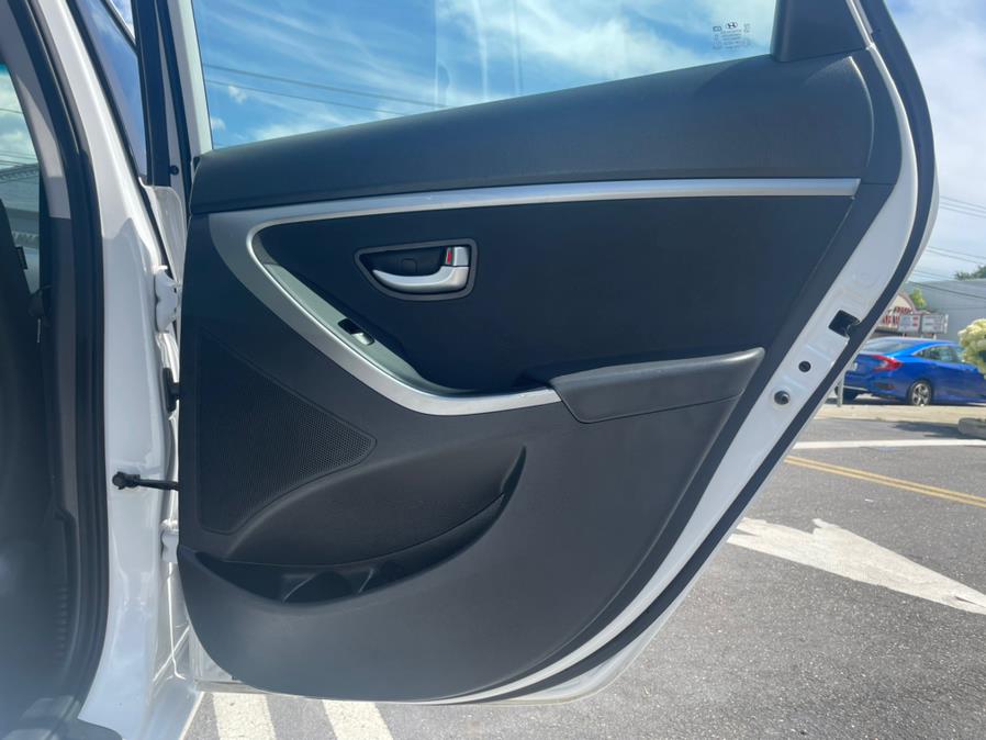 2017 Hyundai Elantra GT CLEAN CARFAX!, available for sale in Elmont, New York | Sunrise of Elmont. Elmont, New York 2017 Hyundai Elantra GT CLEAN CARFAX!, available for sale in Elmont, New York | Sunrise of Elmont. Elmont, New York