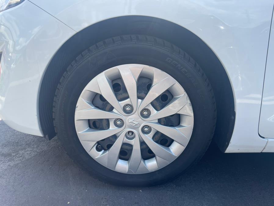 2017 Hyundai Elantra GT CLEAN CARFAX!, available for sale in Elmont, New York | Sunrise of Elmont. Elmont, New York 2017 Hyundai Elantra GT CLEAN CARFAX!, available for sale in Elmont, New York | Sunrise of Elmont. Elmont, New York
