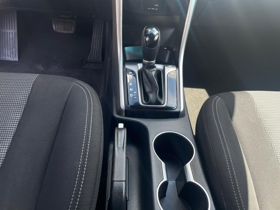 2017 Hyundai Elantra GT CLEAN CARFAX!, available for sale in Elmont, New York | Sunrise of Elmont. Elmont, New York 2017 Hyundai Elantra GT CLEAN CARFAX!, available for sale in Elmont, New York | Sunrise of Elmont. Elmont, New York