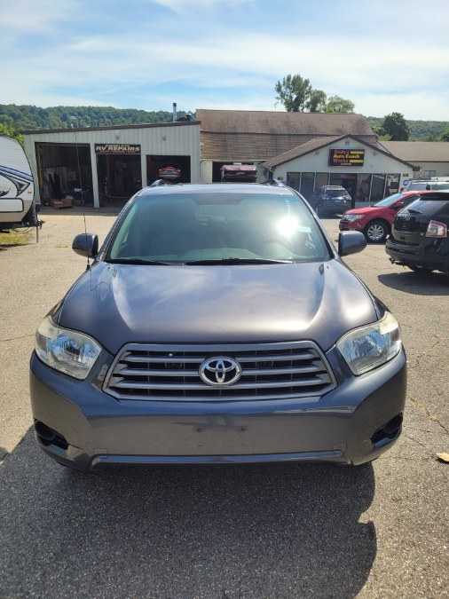 Used Toyota Highlander 4WD 4dr V6 Base 2010 | Andys Auto & Coach Works. New Milford, Connecticut Used Toyota Highlander 4WD 4dr V6 Base 2010 | Andys Auto & Coach Works. New Milford, Connecticut