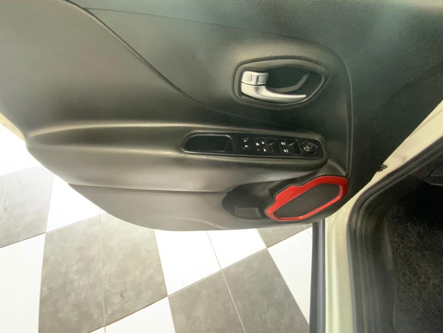2015 Jeep Renegade 4WD 4dr Trailhawk, available for sale in Hartford, Connecticut | Franklin Motors Auto Sales LLC. Hartford, Connecticut 2015 Jeep Renegade 4WD 4dr Trailhawk, available for sale in Hartford, Connecticut | Franklin Motors Auto Sales LLC. Hartford, Connecticut