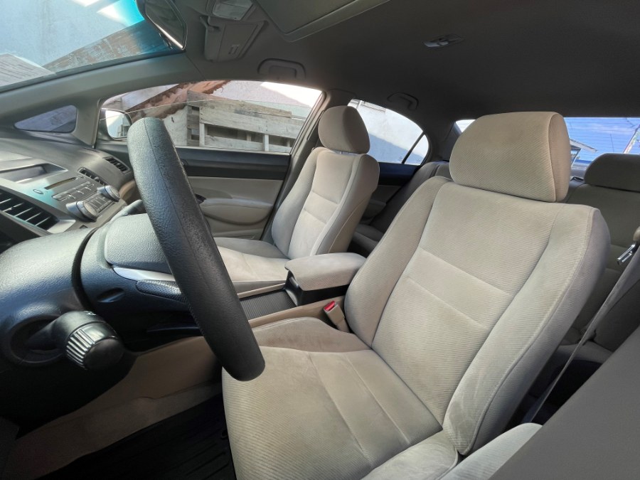 Used Honda Civic Sdn 4dr Auto LX 2009 | Green Light Auto. Corona, California Used Honda Civic Sdn 4dr Auto LX 2009 | Green Light Auto. Corona, California
