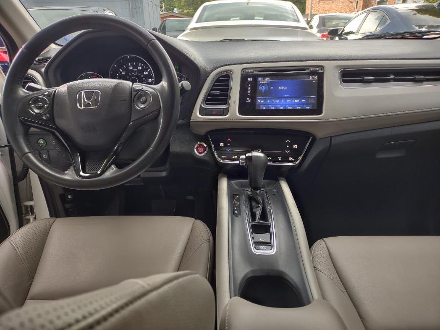 Used Honda HR-V EX-L Navi AWD CVT 2017 | Dealertown Auto Wholesalers. Milford, Connecticut Used Honda HR-V EX-L Navi AWD CVT 2017 | Dealertown Auto Wholesalers. Milford, Connecticut