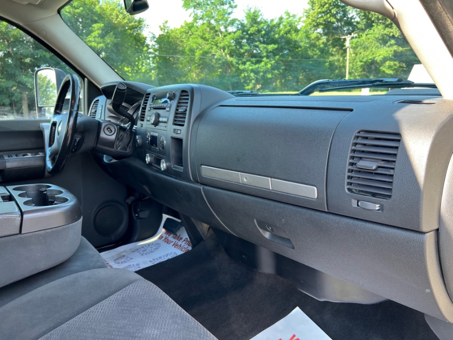 Used Chevrolet Silverado 2500HD 4WD Crew Cab 153" LT w/1LT 2007 | Marsh Auto Sales LLC. Ortonville, Michigan Used Chevrolet Silverado 2500HD 4WD Crew Cab 153" LT w/1LT 2007 | Marsh Auto Sales LLC. Ortonville, Michigan