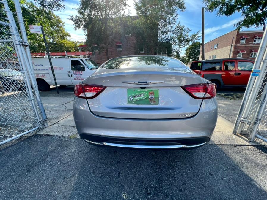 Used Chrysler 200 4dr Sdn Limited FWD 2015 | Advanced Auto Mall. Bronx, New York Used Chrysler 200 4dr Sdn Limited FWD 2015 | Advanced Auto Mall. Bronx, New York