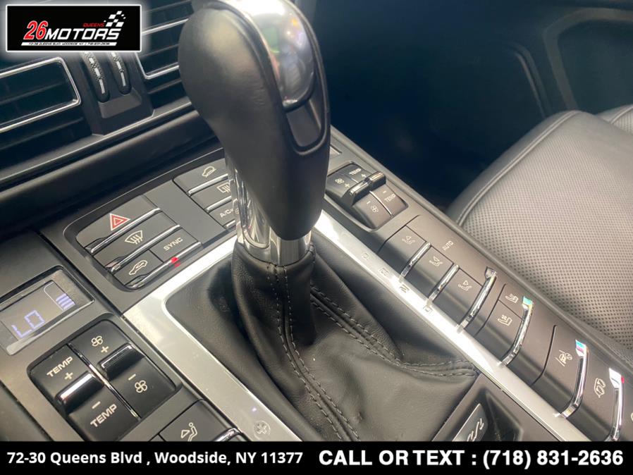 Used Porsche Macan Turbo AWD 2020 | 26 Motors Queens. Woodside, New York Used Porsche Macan Turbo AWD 2020 | 26 Motors Queens. Woodside, New York