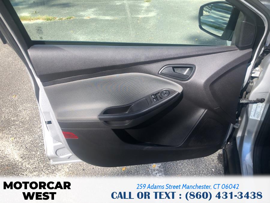 Used Ford Focus 4dr Sdn S 2014 | Motorcar West. Manchester, Connecticut Used Ford Focus 4dr Sdn S 2014 | Motorcar West. Manchester, Connecticut