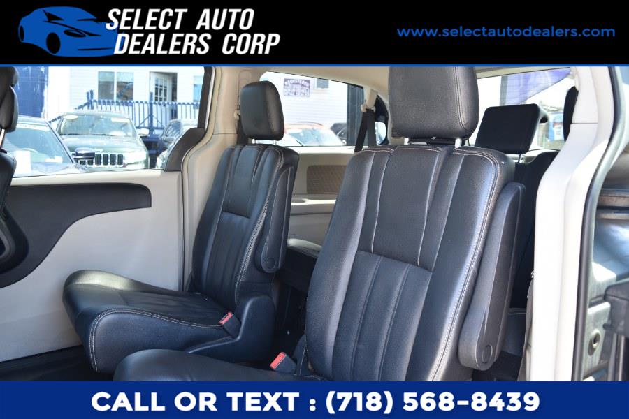 2014 Chrysler Town & Country 4dr Wgn Touring, available for sale in Brooklyn, New York | Select Auto Dealers Corp. Brooklyn, New York 2014 Chrysler Town & Country 4dr Wgn Touring, available for sale in Brooklyn, New York | Select Auto Dealers Corp. Brooklyn, New York