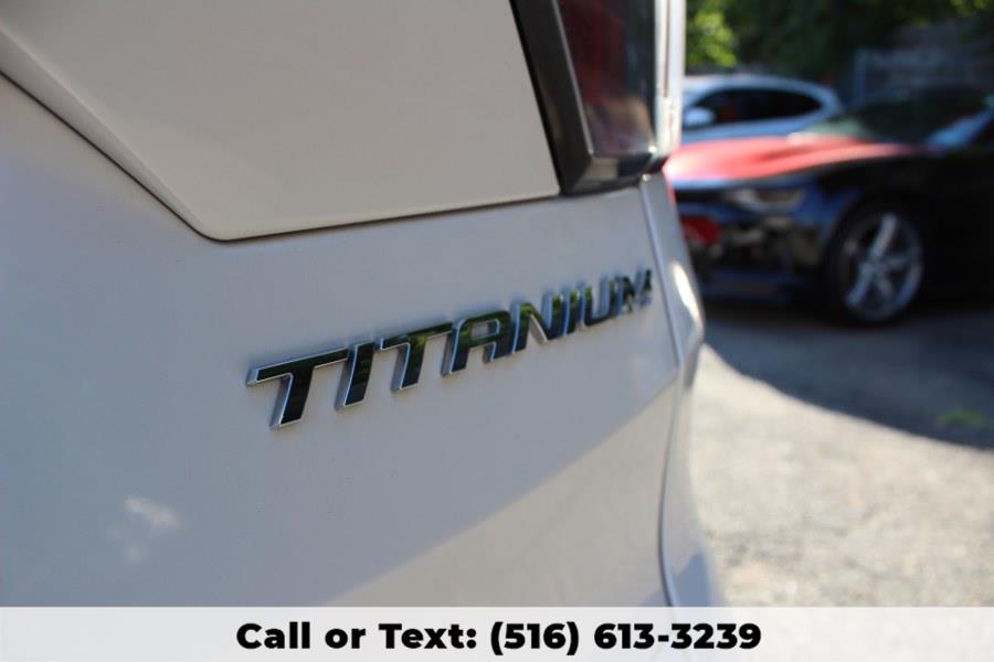 2017 Ford Escape Titanium 4WD, available for sale in Great Neck, New York | Great Neck Car Buyers & Sellers. Great Neck, New York 2017 Ford Escape Titanium 4WD, available for sale in Great Neck, New York | Great Neck Car Buyers & Sellers. Great Neck, New York